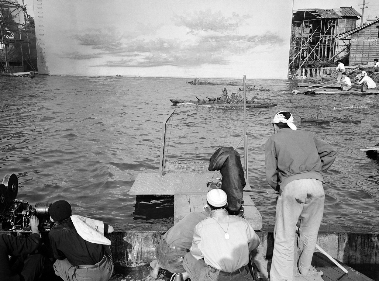 shihlun:
“ A scene from “Battleship Yamato” is filmed in the studio pool of Japan’s Shin-Toho Motion Picture Company on June 8, 1953. The background of sky and water ends at left and right, a camera crew in the foreground.
(Photo by Yuichi...