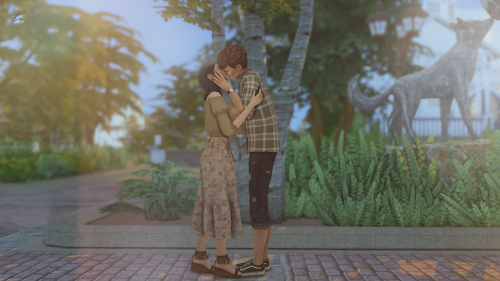 harinezumi-sims: Felt like playing in Brindleton Bay with these two simmies. They’re a couple 