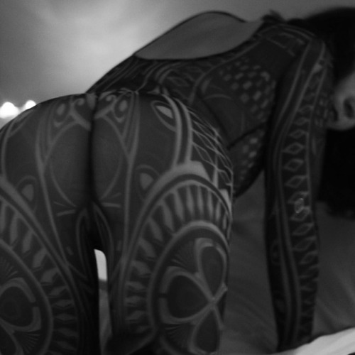 blackinwhiteroom: #bdsmgirl #bdsmrelationship #bdsmlife #50shadesdarker #notmybirthday #booty #butts