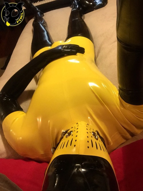 puppixel:  Making a Colour DroneI was wondering whether drones needed to wear full-black rubber, decided to try an outfit with my yellow surf suit. What do you think, are colour drones a thing?Yellow rubber surf suitRubber stockingsShoulder length rubber