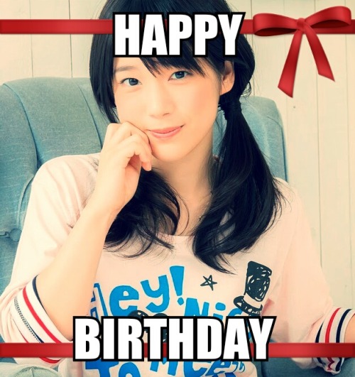 I wanna wish A HUGE HAPPY BIRTHDAY to the cutest Angel Maaya Uchida!!!!! 