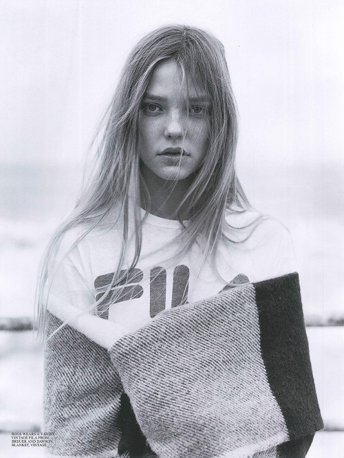 fordmodels:  Roos Abels for Self Service Magazine S/S15