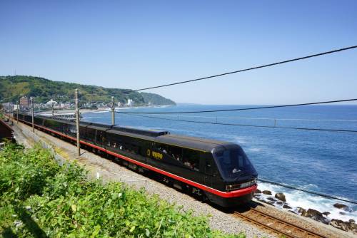 Izukyu Line of Izu Peninsula by Explore Shizuoka More info here.