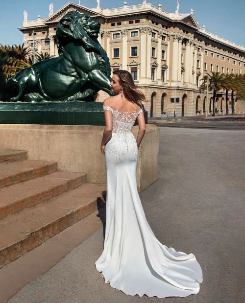 Congratulations on your beautiful wedding gown. You look gorgeous. #wedding #bride #weddingdress #we