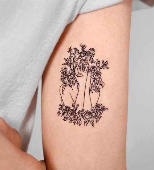 ig: pauline.tattoo flower;outline;woman