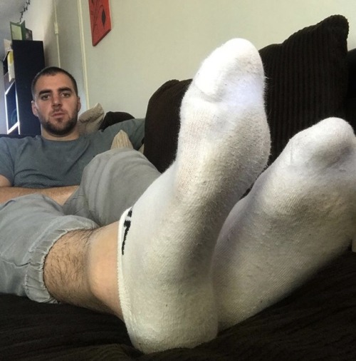 Hot Men and Their Feet porn pictures