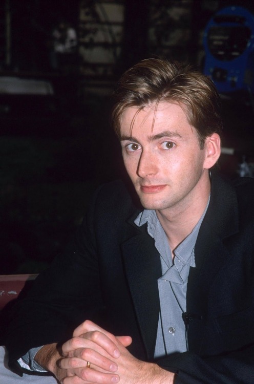 davidtennantcom: INTERVIEW: David Tennant Talks About Love In The 21st Century Back In 1999  Re
