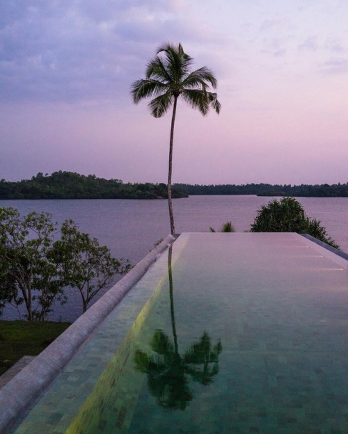 Tri Lanka Resort by Smith Hotels
