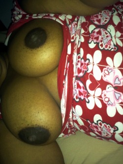 goodoldfashionedpancakes:  pretty titties