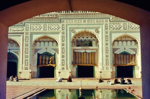 dastaanewatan: The Mahabat Khan Mosque, Peshawar. 1970