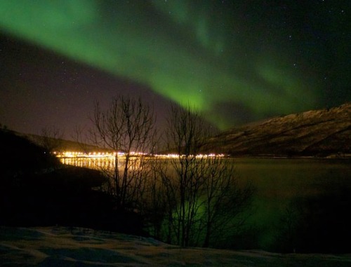 69.93°N 19.48°E #northernlights #aurora #auroraborealis #sky #nightsky #Norway #Troms #Hessfjord #Ri