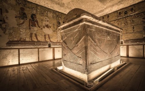 Tomb of Ay The burial chamber inside the tomb of Ay (WV23), the penultimate King of Egypt’s 18th Dyn