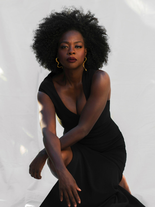 sunigyrl:inlovewithmakeupcomicsanimelove:flawlessbeautyqueens:Favorite Photoshoots | Viola Davis pho