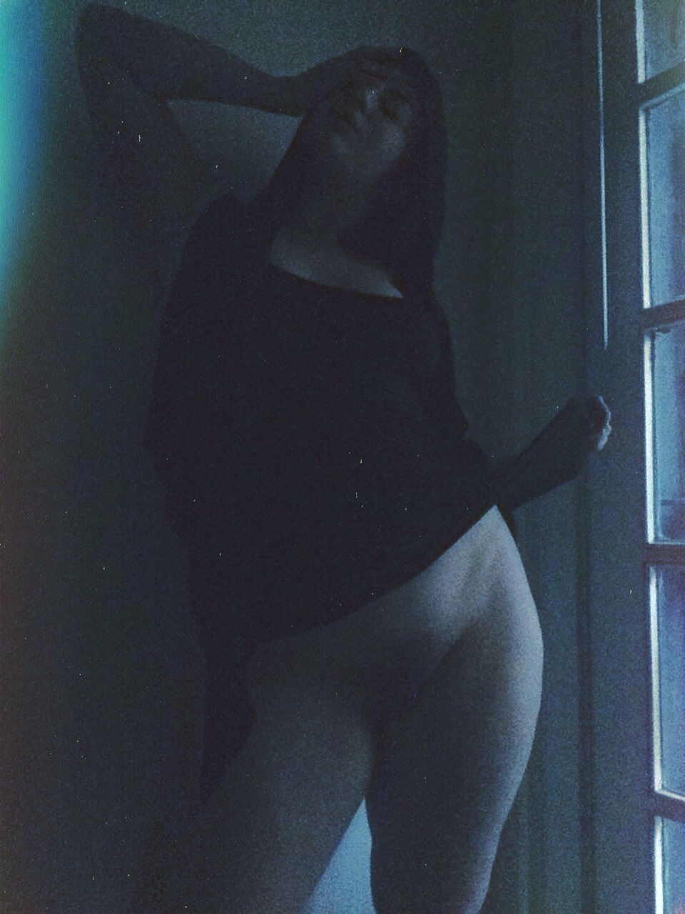 freshiejuice:  Absinthe  Self shot 2014  I’m pretty happy with how this set came