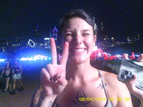 That Time We Went To Lolla To See Chappell And Somehow Ended Up In The Front Row Of Her Biggest Crowd