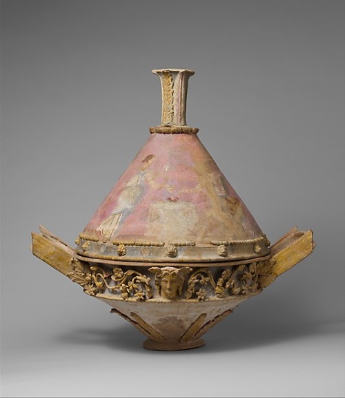 amphitrite-aphrodite: Terracotta lekanis with lid and finial / Hellenistic Greek / 3rd century B.C.