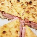 imperfettamentemestessa:ilrobisonoio:crosmataditele:Pizza e mortadellaPorno😱 potrei uccidere per molto meno…celafacciocelafacciocelafaccio! 