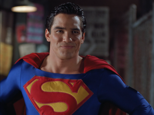 gaysupermanfantasy: S01E06: Requiem for a Superhero (2 of 3)Lois &amp; Clark: The New Adventures