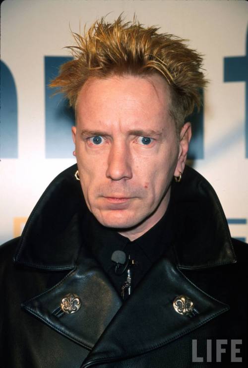 John Lydon(Dave Allocca. 2000)