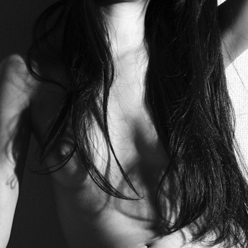 bedsandaltars:  self portraits [x]