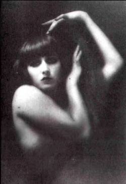 Maria del Carmen Mondragon Valseca, alias Nahui Olin—1920 