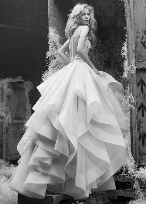 vagueism:  FASHION • MODERN