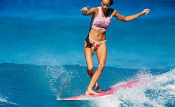 girlssurf2:  Girls surf too
