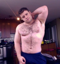 gregoriusboomer:I’m a very tired shirtless