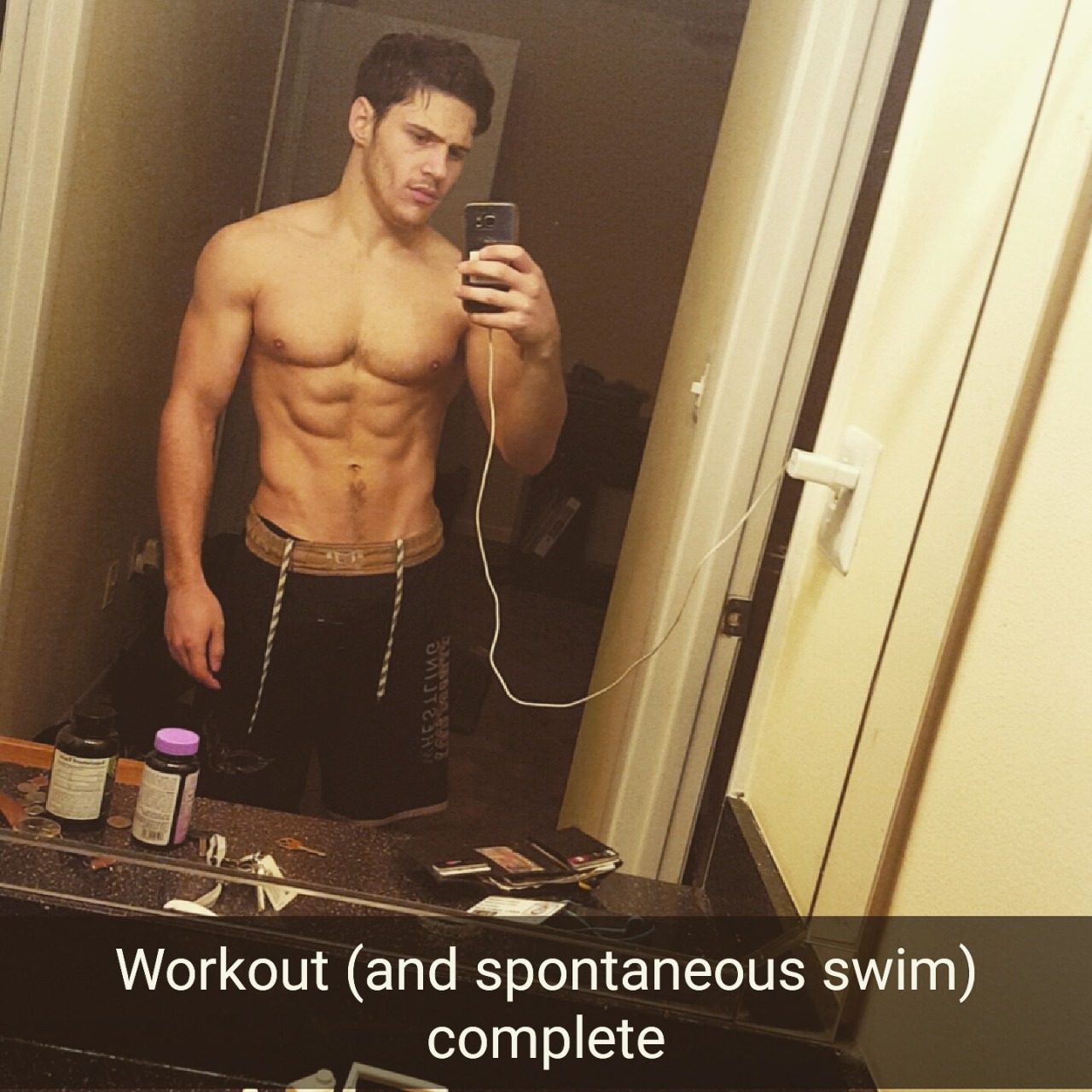 shreddernaut:  Tagged by @torontoqueenx and @roasy to post six selfies. Here are