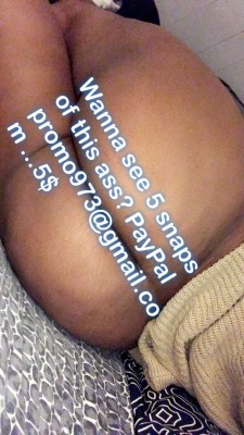 ittyxxx:  If you are following me on Snapchat 🤷🏽‍♀️