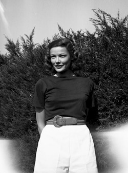 jeannecrains: Gene Tierney, 1940’s