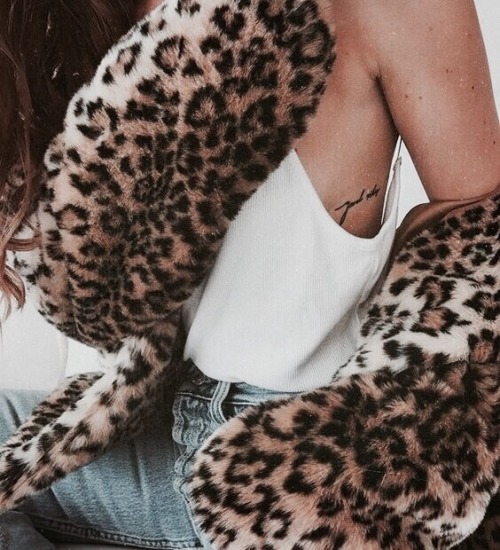 streetstyleplatform:Leopard Print Faux Fur Coat