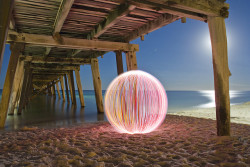 chuloon:  Ball of light - That Sinking Feeling by biskitboy on Flickr.