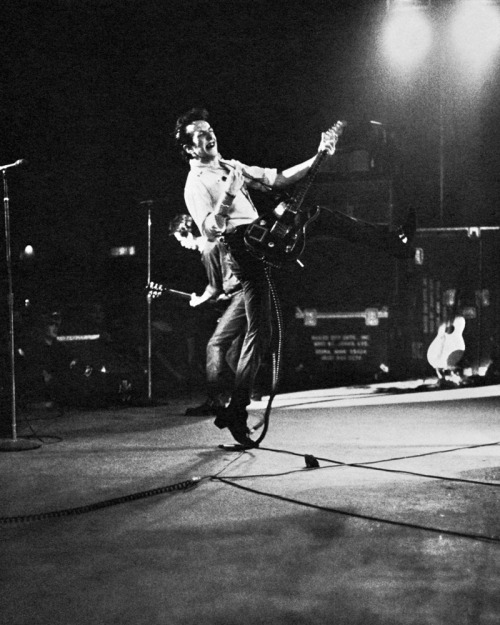 Mick Jones, Joe Strummer, The Clash; photo by Pennie Smith, 1979.