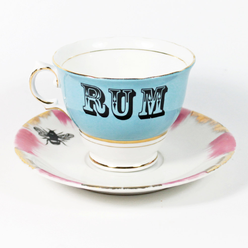 bestof-etsy:  Quirky &amp; Vintage Tea Pot Sets Get an Ironic Makeover by Yvonne