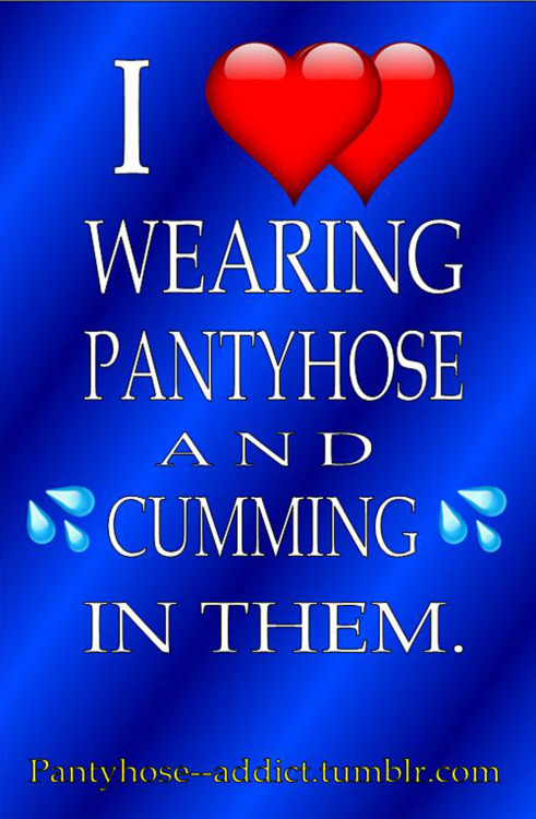 pantyhose&ndash;addict:I absolutely ❤ doing it  Pantyhose—addict Archive Classic