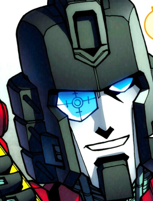thelittlemagnus: robotsandramblings:   minalady: Nerd [judy witwicky voice] my gosh you’re gorgeous   Percy <3 
