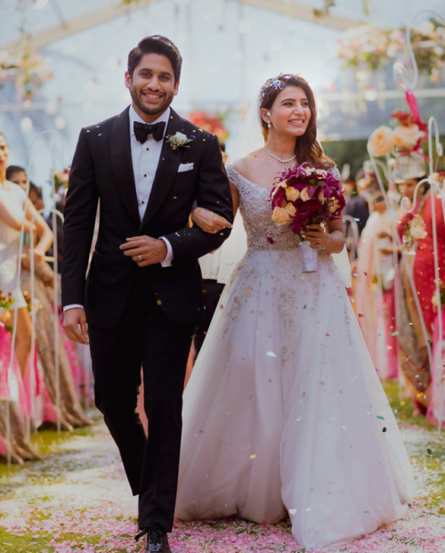 Congratulations to Naga Chaitanya and Samantha on their beautiful wedding! They look so freakin happ