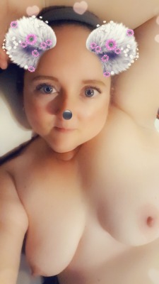 mybbwsecrets:  I love taking sexy pics for