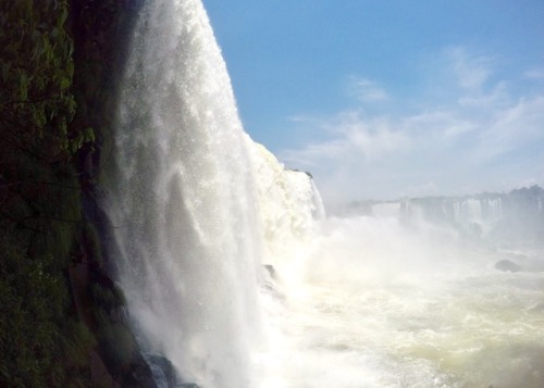 Iguaçu falls Wow, these waterfalls are amazing - we can definitely see why they are one of th