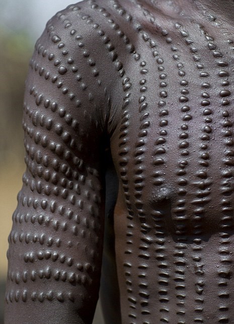 body-mod-universe:  The markings adopted by the Toposa tribe of South Sudan are among