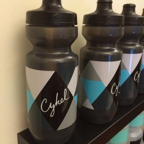 cykelsf:  New limited edition water bottles…..#awesome #cykelsf #waterbottle #bike #sf #custom #limi