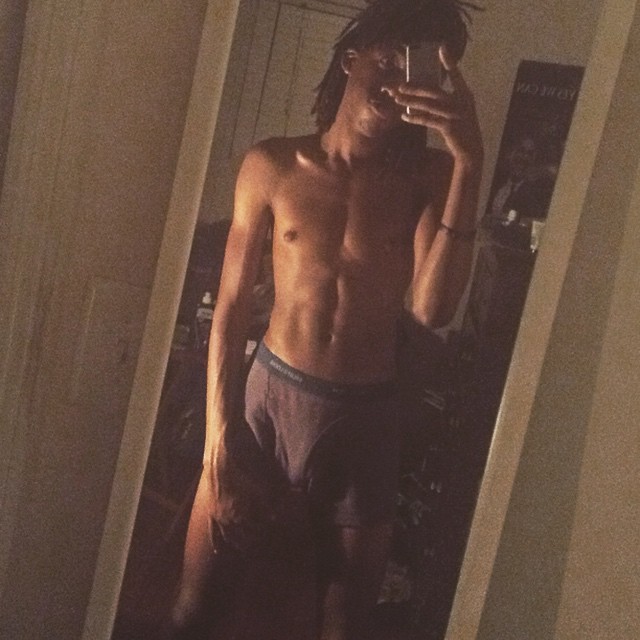 originalmuhfkr:  💤  This guy is so fucking gorgeous