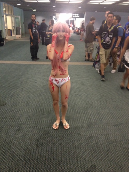 brb-watching-gay-porn: Some of the picture from day two of anime expo!! oooooh I am the Beni