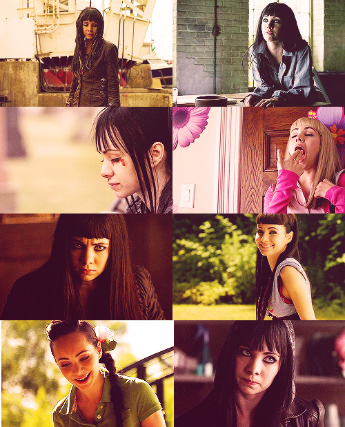 cassie-has-moved:30 days of female awesome∟day 10: favorite female in a supernatural show | Kenzi, L