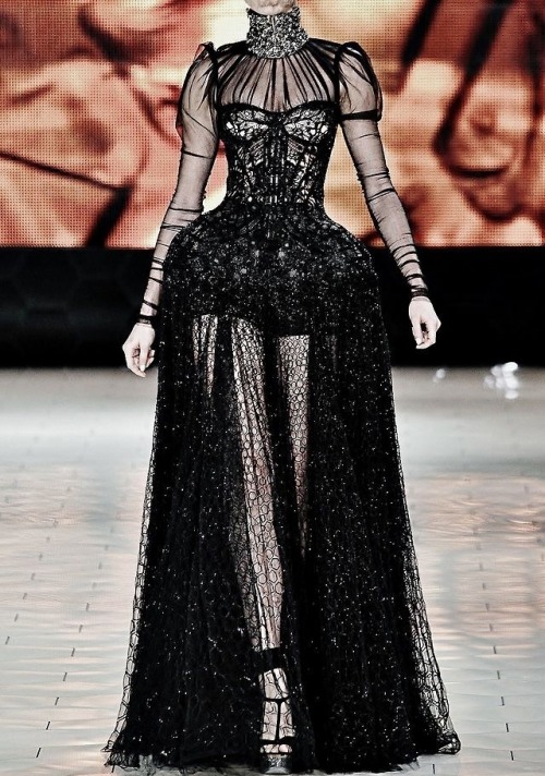 notordinaryfashion:  Alexander McQueen S/S 2013 
