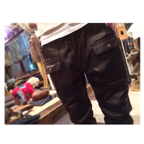 #kapital #kapitallegs #leatherpants #denimpants#キャピタル KAPITAL new leather bush pants super cool!!!