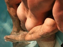 overstimulate:  hot jocks, thick cocks and bubble buttsactive gay porn blog