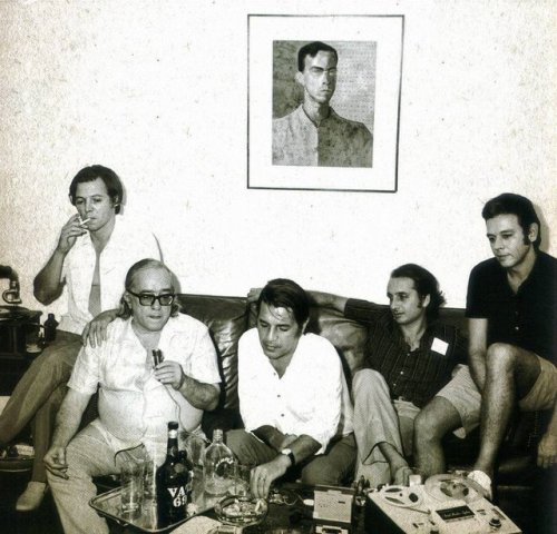 encantosdobrasil:Em 1971, da esquerda para a direita: Antonio Carlos Jobim, Vinicius de Moraes, Rona