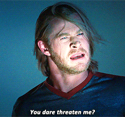 hiddlesbatch:gotham:Thor being unimpressed by Midgardians   #love thor when he’s